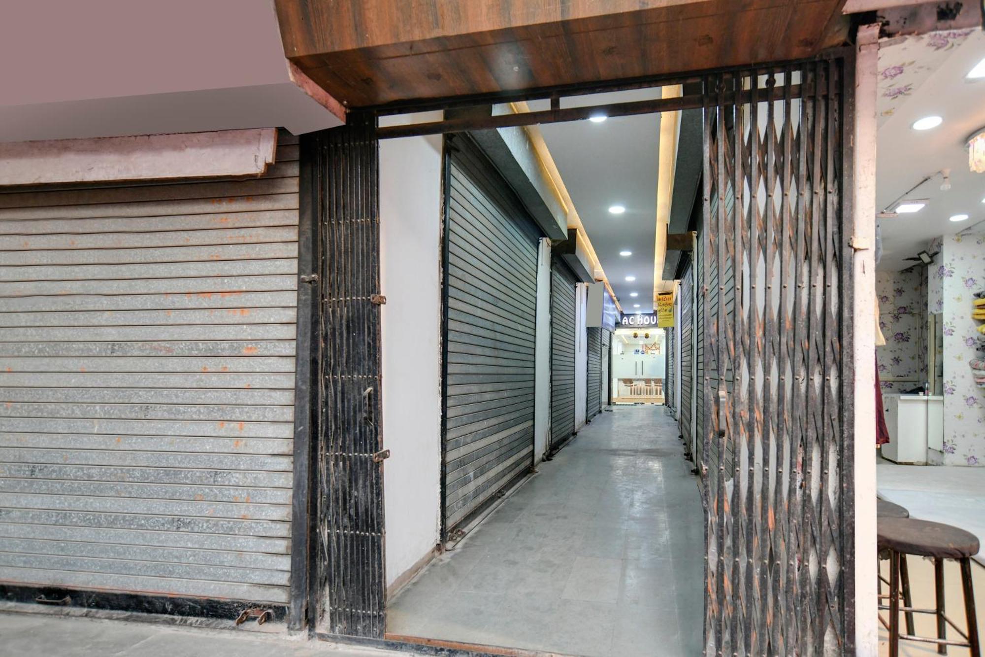 Hotel O Nitya Indore Exterior foto